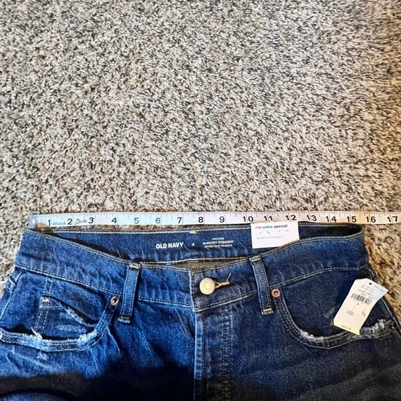 Distressed Blue Jeans NWT - Picture 5 of 8